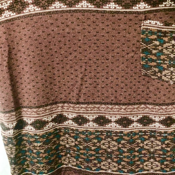 Lily White Women's Loose Fitting Burgundy Patterned Top - Picture 8 of 10